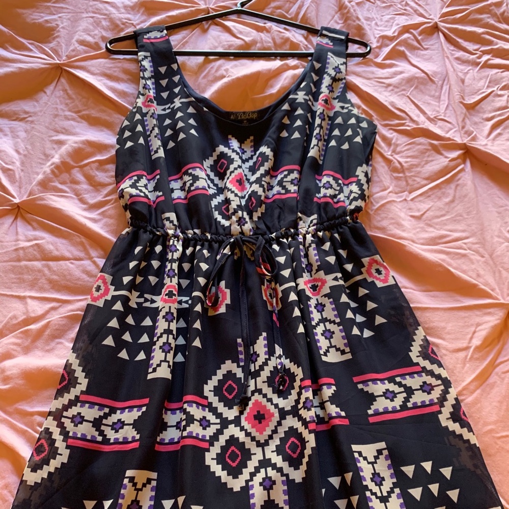 Aztec Dress - Picture 3 of 3